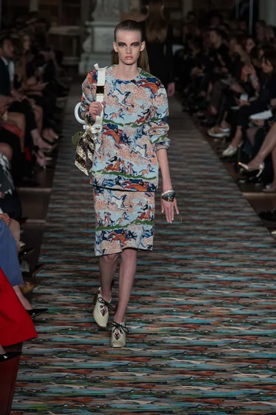 Look 39
